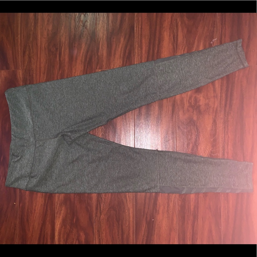 Green leggings